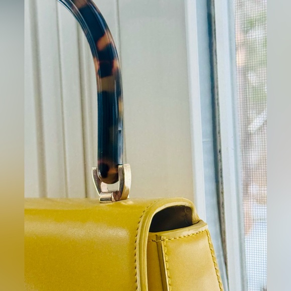 Edie Parker Yellow Shoulder Bag with Tortoise Handle - Picture 3 of 9